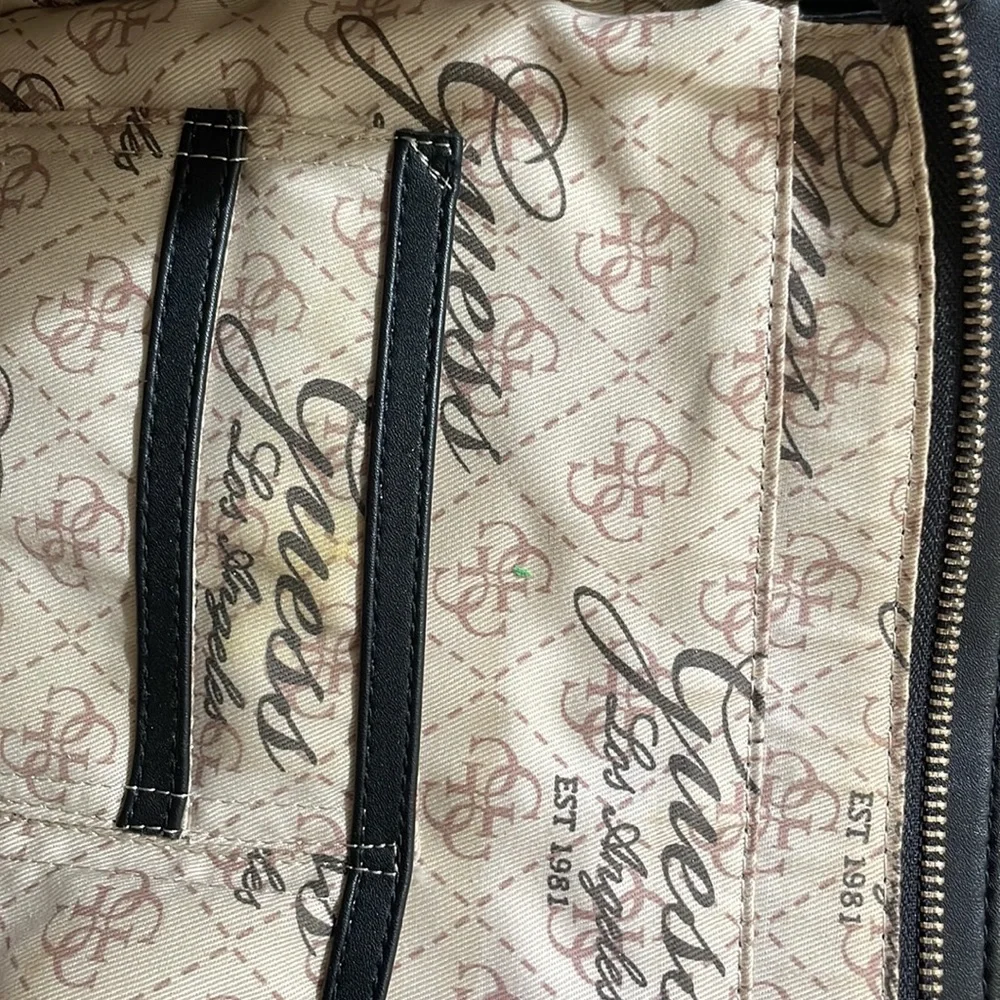 Guess Women’s Black Shoulder Bag Double Strap Medium Size
